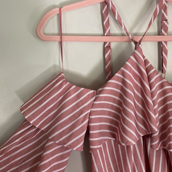 Express Striped Tiered Sleeve Cold Shoulder Top - XXS - Picture 4 of 9